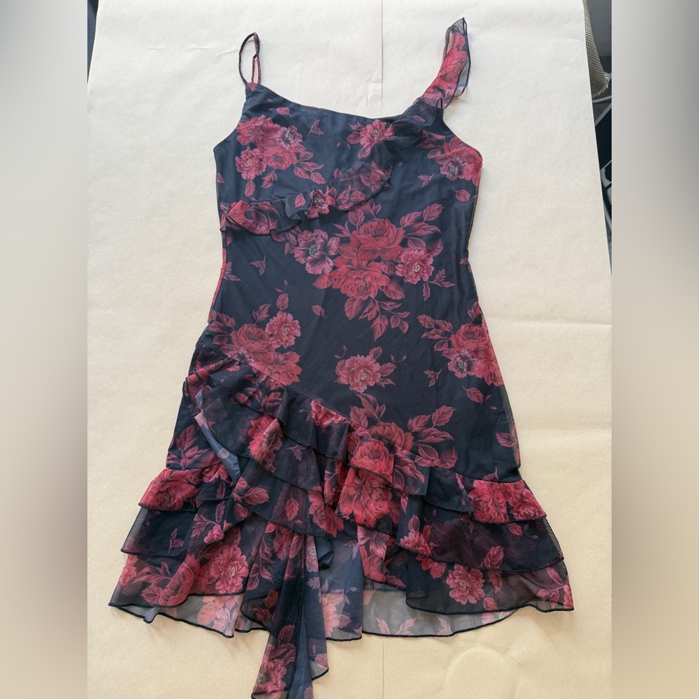 Floral Ruffle Dress - Picture 2 of 4